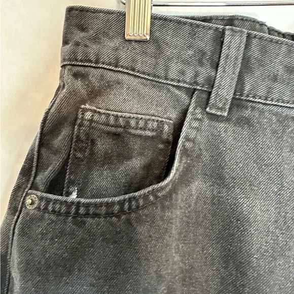 NWT PrettyLittleThing Washed Black Distressed Mom Jeans US Size 4 - Picture 16 of 16